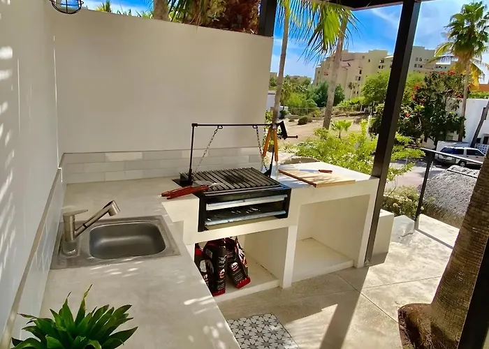 Apartamento Near The With Terrace #10
